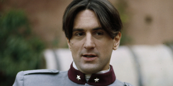 1900 (1977)