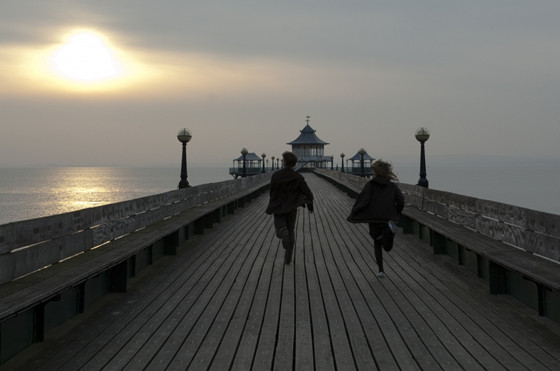 Never Let Me Go (2010)