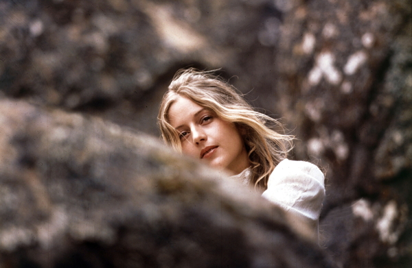 PICNIC AT HANGING ROCK