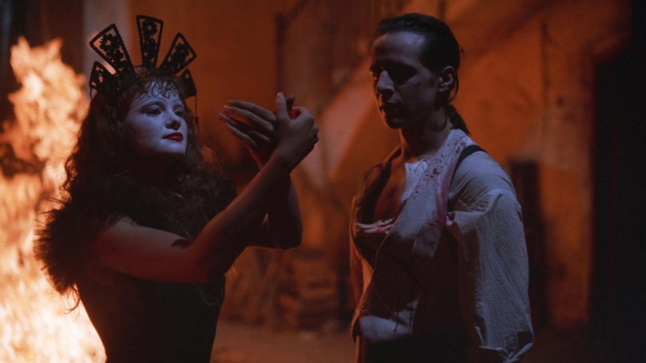 Santa Sangre (1989)